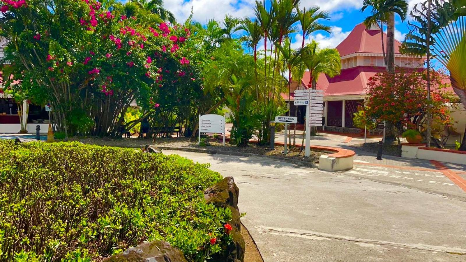 Residence Au Coeur Des Iles Martinique 23 圣吕斯 外观 照片